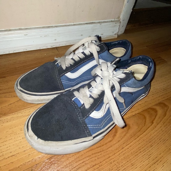 Vans Old Skool Shoe - Picture 1 of 10